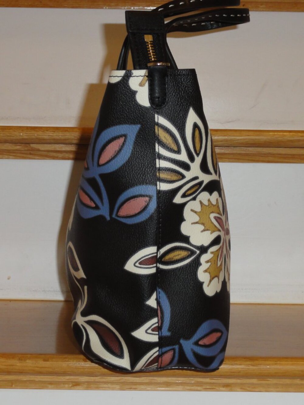 Tory Burch Hopewell Kerrington Small Tote & Wallet GOOD CONDITION! - Picture 7 of 16